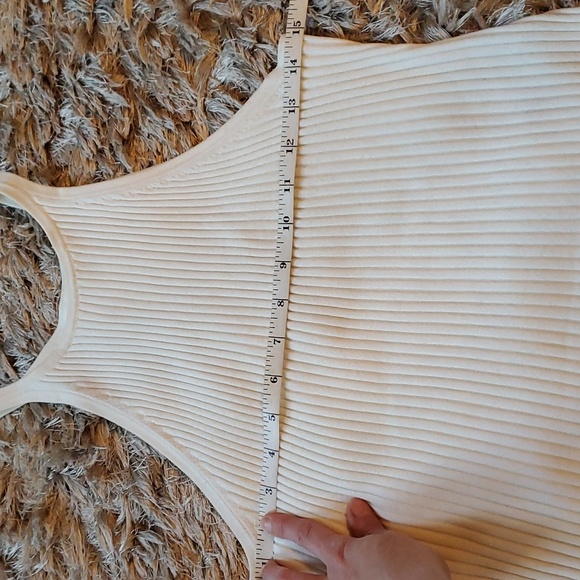 H&M Ribbed halter top - Picture 3 of 7
